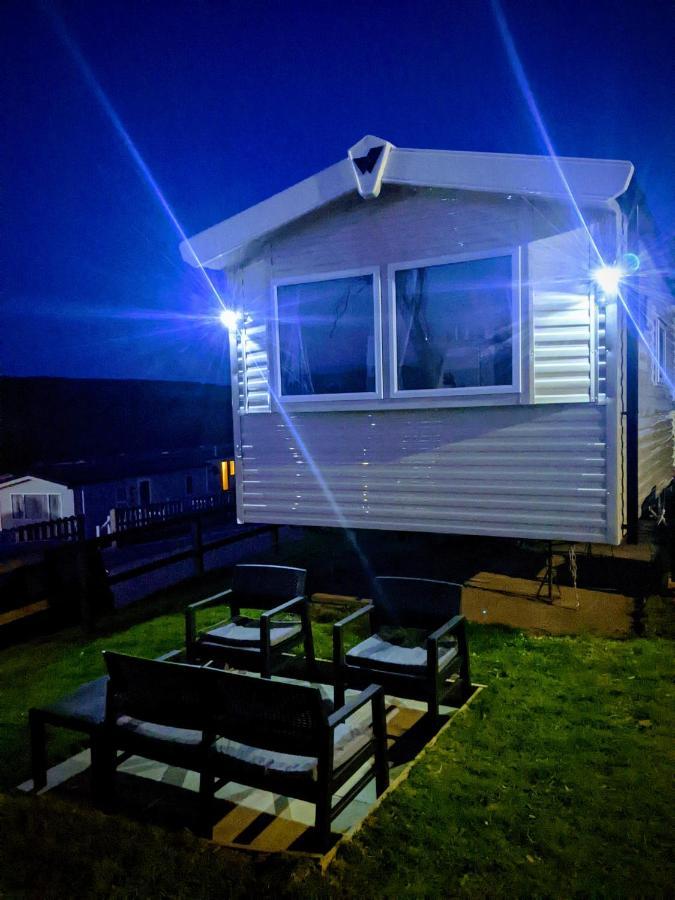 4 Berth Couples And Family Caravan In Beautiful Newquay Bay Resort Exterior foto